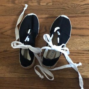 J Crew ❤️NEVER WORN ❤️lace up espadrilles size 6